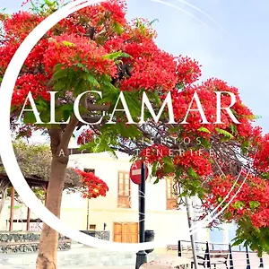 Alcamar Privada Con Areas De Sala, Cocina Y Bano Que Se Comparten Cerca Al Mar! , Alcala (Tenerife) Spain