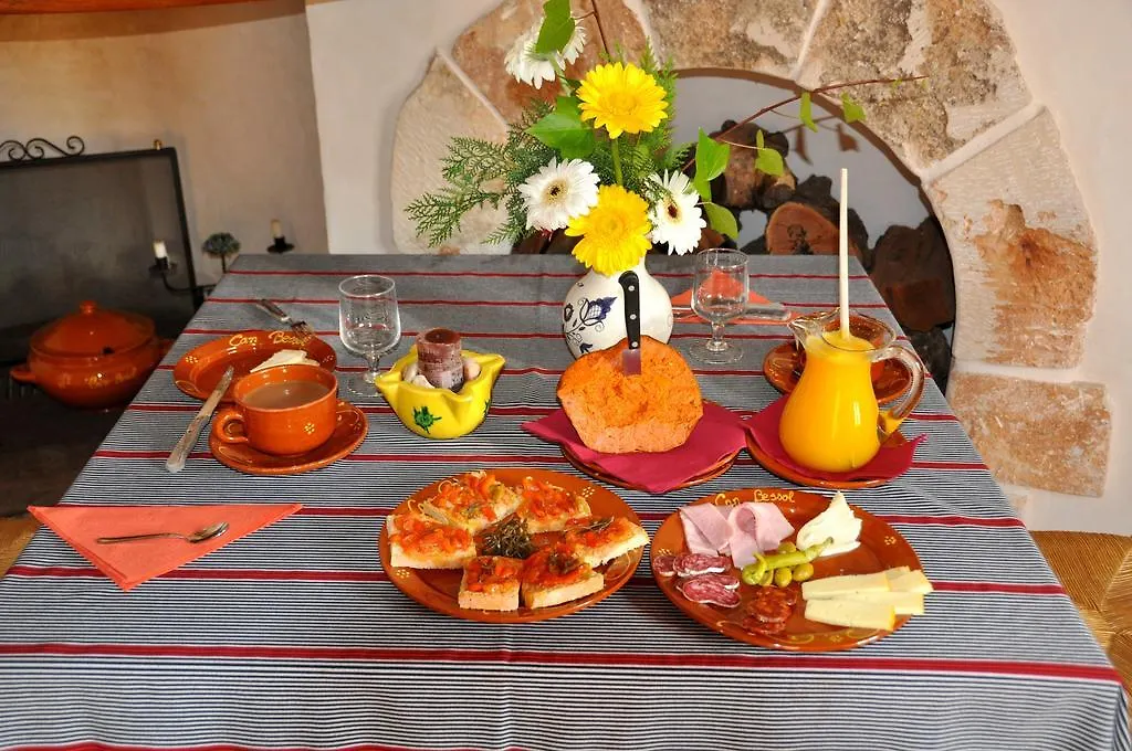 Farm stay Agroturisme Can Bessol S'Horta